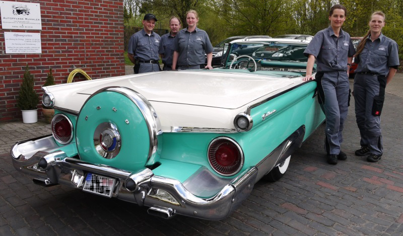 1959 Ford Convertible